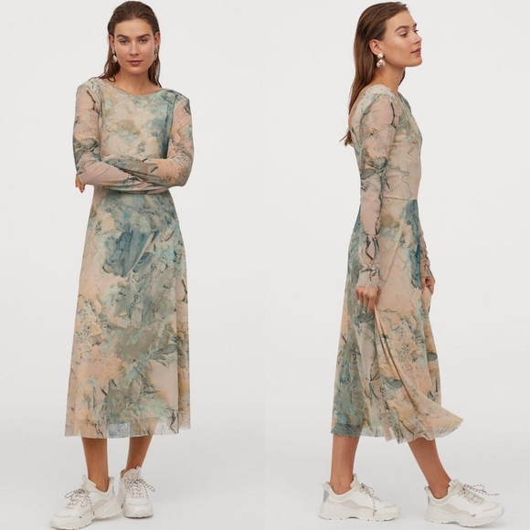 A mesh H&M dress with an open back - Picture 2 of 8